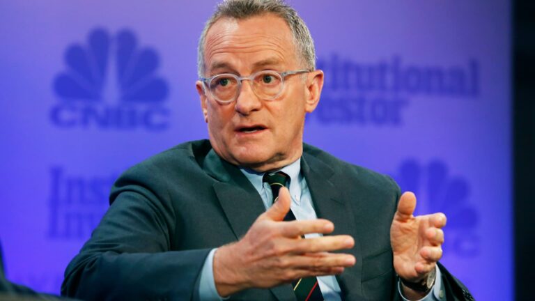 Howard Marks is optimistic on China, but says growth target is a huge challenge