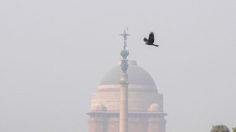 Delhi air worst in India today, Lucknow in 2nd spot; Guwahati least polluted city